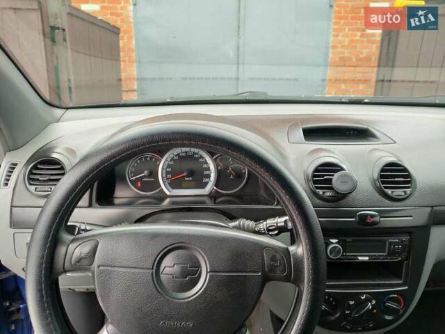 Синій Шевроле Лачетті, об'ємом двигуна 1.6 л та пробігом 213 тис. км за 3800 $, фото 19 на Automoto.ua