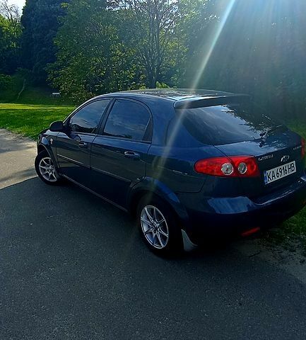 Синий Шевроле Лачетти, объемом двигателя 1.6 л и пробегом 191 тыс. км за 3900 $, фото 3 на Automoto.ua