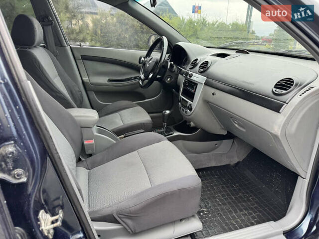 Синий Шевроле Лачетти, объемом двигателя 1.8 л и пробегом 330 тыс. км за 3350 $, фото 11 на Automoto.ua