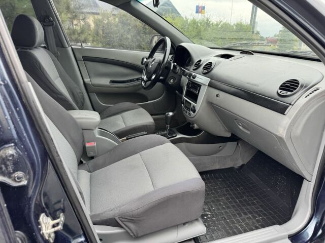 Синій Шевроле Лачетті, об'ємом двигуна 1.8 л та пробігом 330 тис. км за 3800 $, фото 11 на Automoto.ua