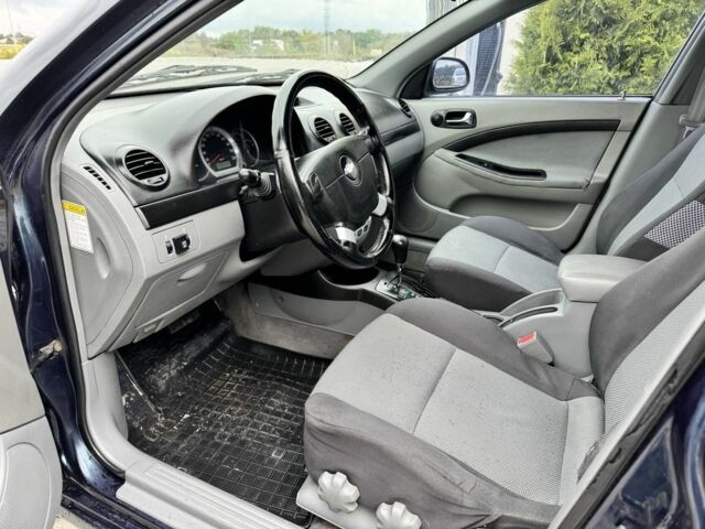 Синій Шевроле Лачетті, об'ємом двигуна 1.8 л та пробігом 330 тис. км за 3800 $, фото 10 на Automoto.ua