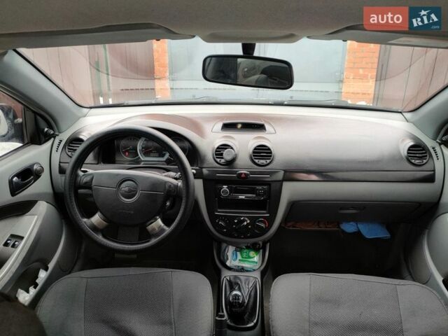 Синий Шевроле Лачетти, объемом двигателя 1.6 л и пробегом 215 тыс. км за 3800 $, фото 15 на Automoto.ua