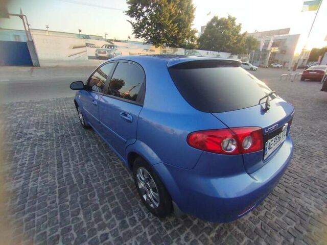 Синій Шевроле Лачетті, об'ємом двигуна 1.6 л та пробігом 163 тис. км за 4700 $, фото 19 на Automoto.ua