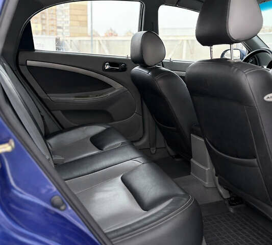 Синій Шевроле Лачетті, об'ємом двигуна 1.6 л та пробігом 241 тис. км за 4200 $, фото 9 на Automoto.ua