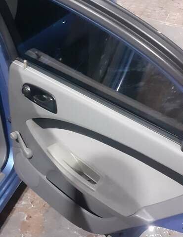 Синій Шевроле Лачетті, об'ємом двигуна 1.6 л та пробігом 164 тис. км за 4000 $, фото 7 на Automoto.ua