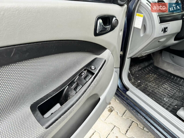 Синий Шевроле Лачетти, объемом двигателя 1.8 л и пробегом 330 тыс. км за 3350 $, фото 14 на Automoto.ua