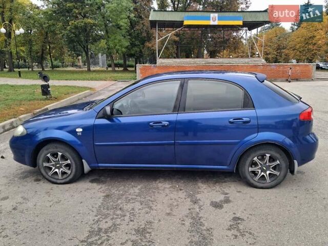 Синий Шевроле Лачетти, объемом двигателя 1.6 л и пробегом 175 тыс. км за 4800 $, фото 6 на Automoto.ua