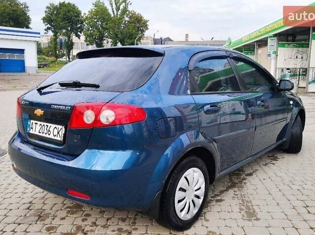 Синий Шевроле Лачетти, объемом двигателя 1.6 л и пробегом 184 тыс. км за 3600 $, фото 1 на Automoto.ua