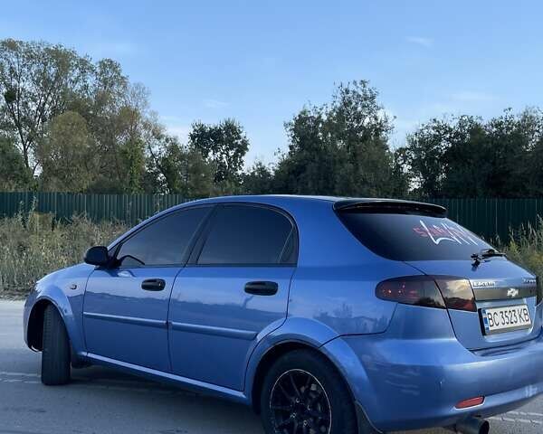 Синій Шевроле Лачетті, об'ємом двигуна 1.6 л та пробігом 260 тис. км за 3500 $, фото 2 на Automoto.ua