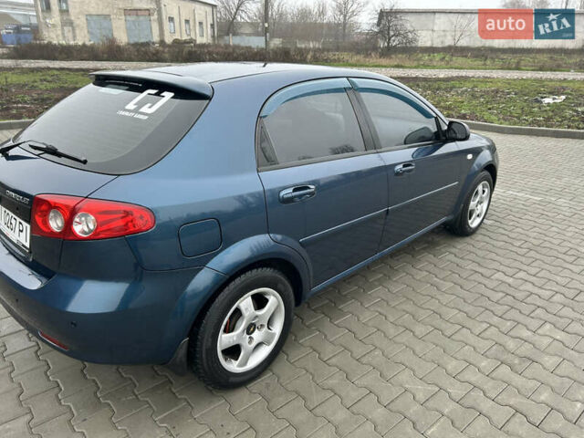 Синий Шевроле Лачетти, объемом двигателя 1.6 л и пробегом 230 тыс. км за 4300 $, фото 7 на Automoto.ua