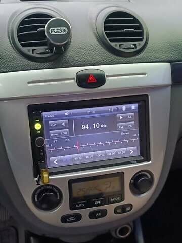 Синий Шевроле Лачетти, объемом двигателя 1.8 л и пробегом 242 тыс. км за 4300 $, фото 1 на Automoto.ua