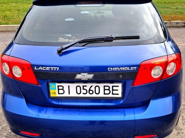 Синий Шевроле Лачетти, объемом двигателя 1.6 л и пробегом 175 тыс. км за 4800 $, фото 1 на Automoto.ua