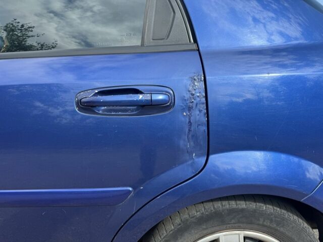 Синий Шевроле Лачетти, объемом двигателя 1.6 л и пробегом 206 тыс. км за 3250 $, фото 10 на Automoto.ua