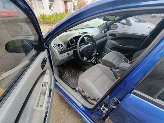 Синий Шевроле Лачетти, объемом двигателя 1.6 л и пробегом 250 тыс. км за 3650 $, фото 8 на Automoto.ua