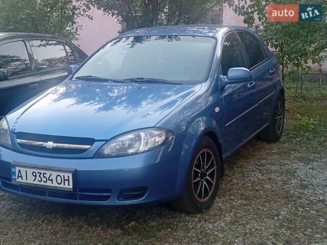 Синий Шевроле Лачетти, объемом двигателя 1.6 л и пробегом 280 тыс. км за 3400 $, фото 4 на Automoto.ua