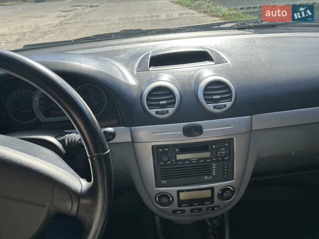Синій Шевроле Лачетті, об'ємом двигуна 1.8 л та пробігом 106 тис. км за 4200 $, фото 17 на Automoto.ua
