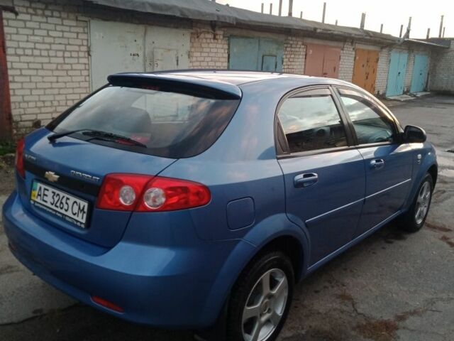 Синий Шевроле Лачетти, объемом двигателя 1.6 л и пробегом 75 тыс. км за 4800 $, фото 4 на Automoto.ua