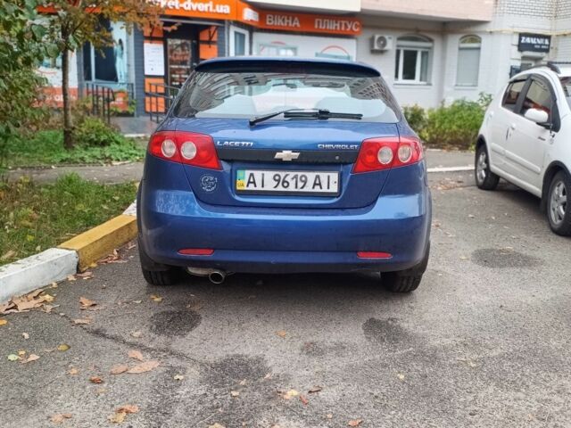 Синий Шевроле Лачетти, объемом двигателя 1.6 л и пробегом 250 тыс. км за 3650 $, фото 3 на Automoto.ua