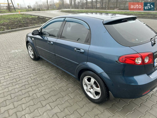 Синий Шевроле Лачетти, объемом двигателя 1.6 л и пробегом 230 тыс. км за 4300 $, фото 5 на Automoto.ua