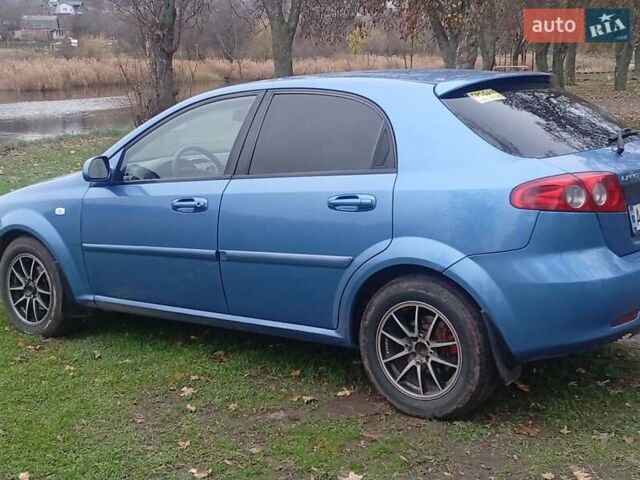 Синій Шевроле Лачетті, об'ємом двигуна 1.6 л та пробігом 280 тис. км за 3000 $, фото 4 на Automoto.ua