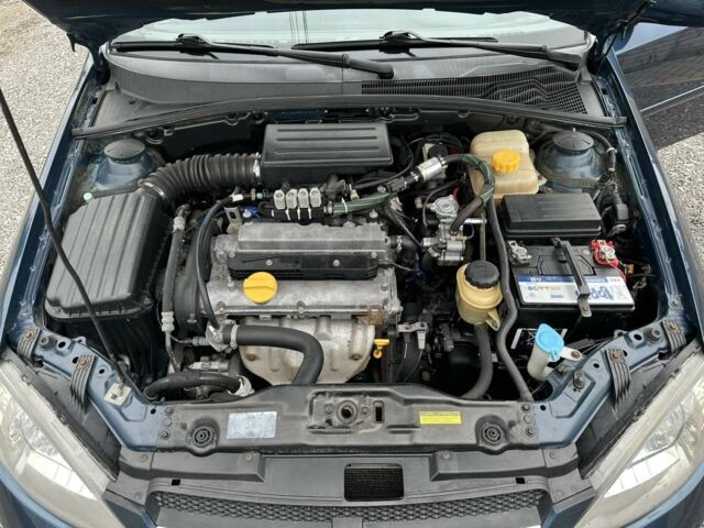 Синій Шевроле Лачетті, об'ємом двигуна 1.8 л та пробігом 176 тис. км за 4950 $, фото 22 на Automoto.ua