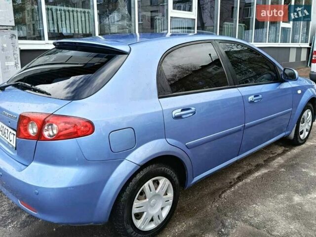 Синий Шевроле Лачетти, объемом двигателя 1.8 л и пробегом 107 тыс. км за 3850 $, фото 1 на Automoto.ua