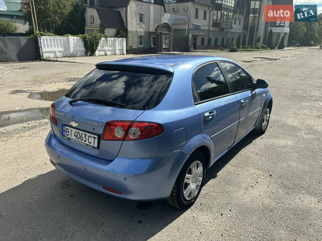 Синій Шевроле Лачетті, об'ємом двигуна 1.8 л та пробігом 106 тис. км за 4200 $, фото 10 на Automoto.ua