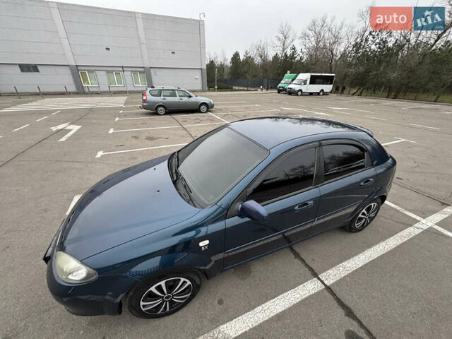 Синій Шевроле Лачетті, об'ємом двигуна 1.6 л та пробігом 189 тис. км за 4400 $, фото 8 на Automoto.ua