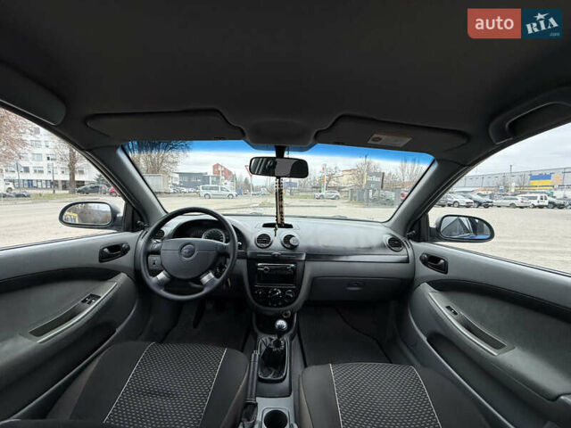 Синий Шевроле Лачетти, объемом двигателя 1.6 л и пробегом 119 тыс. км за 4300 $, фото 10 на Automoto.ua