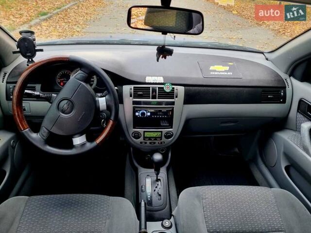 Синій Шевроле Лачетті, об'ємом двигуна 1.8 л та пробігом 280 тис. км за 4500 $, фото 16 на Automoto.ua