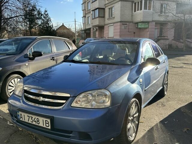 Синий Шевроле Лачетти, объемом двигателя 1.8 л и пробегом 226 тыс. км за 4200 $, фото 3 на Automoto.ua