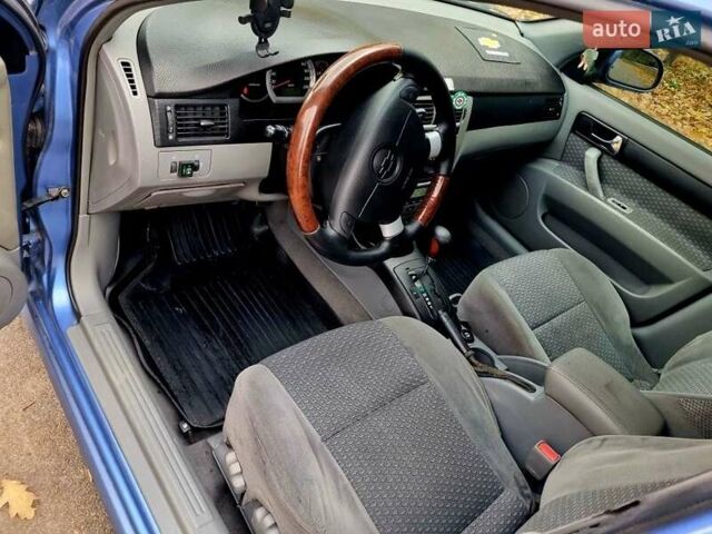 Синій Шевроле Лачетті, об'ємом двигуна 1.8 л та пробігом 280 тис. км за 4200 $, фото 5 на Automoto.ua