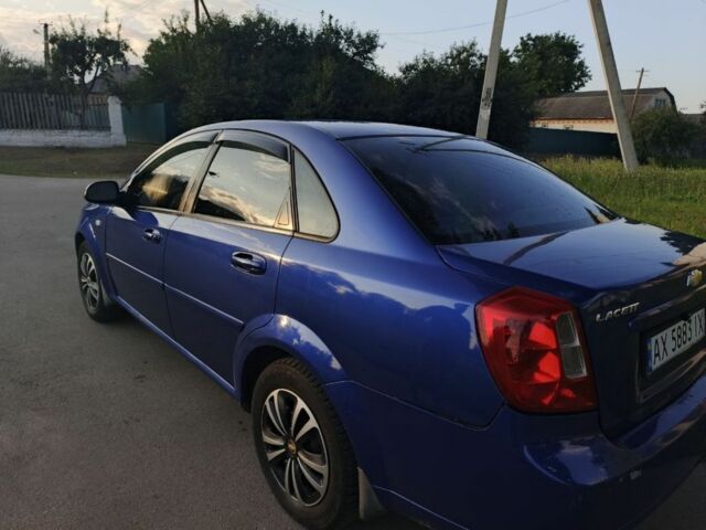 Синий Шевроле Лачетти, объемом двигателя 1.6 л и пробегом 300 тыс. км за 3600 $, фото 2 на Automoto.ua