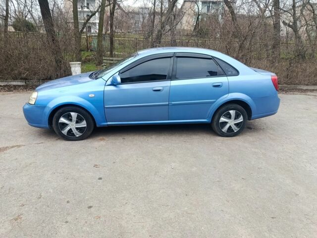 Синий Шевроле Лачетти, объемом двигателя 1.6 л и пробегом 265 тыс. км за 3600 $, фото 6 на Automoto.ua