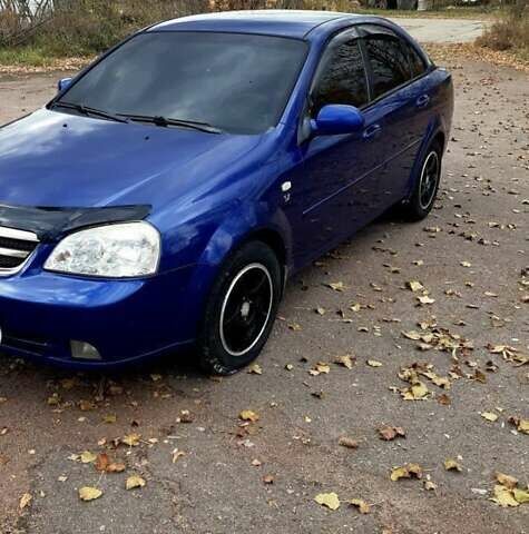 Синий Шевроле Лачетти, объемом двигателя 1.8 л и пробегом 233 тыс. км за 4499 $, фото 3 на Automoto.ua