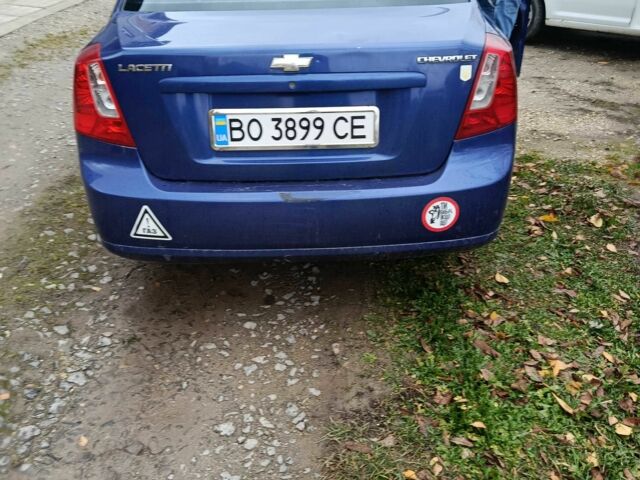 Синий Шевроле Лачетти, объемом двигателя 1.8 л и пробегом 212 тыс. км за 3200 $, фото 2 на Automoto.ua