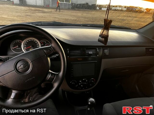 Синий Шевроле Лачетти, объемом двигателя 1.6 л и пробегом 0 тыс. км за 3500 $, фото 5 на Automoto.ua