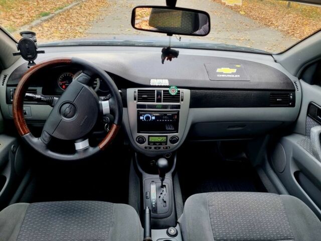 Синій Шевроле Лачетті, об'ємом двигуна 1.8 л та пробігом 280 тис. км за 4200 $, фото 9 на Automoto.ua