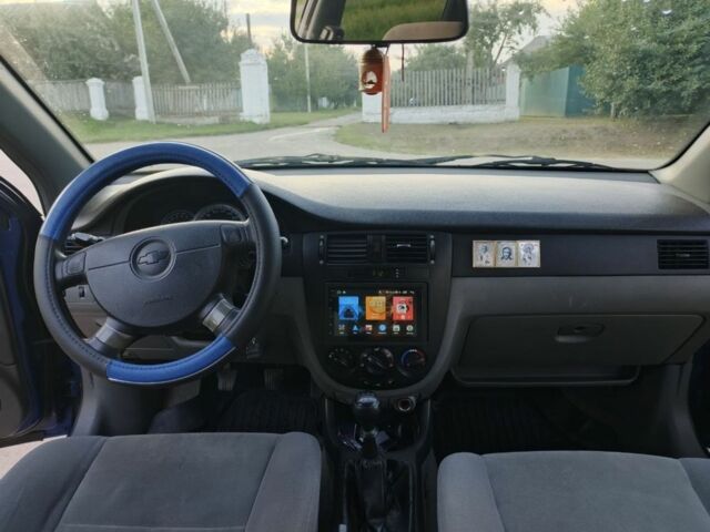 Синий Шевроле Лачетти, объемом двигателя 1.6 л и пробегом 300 тыс. км за 3600 $, фото 6 на Automoto.ua