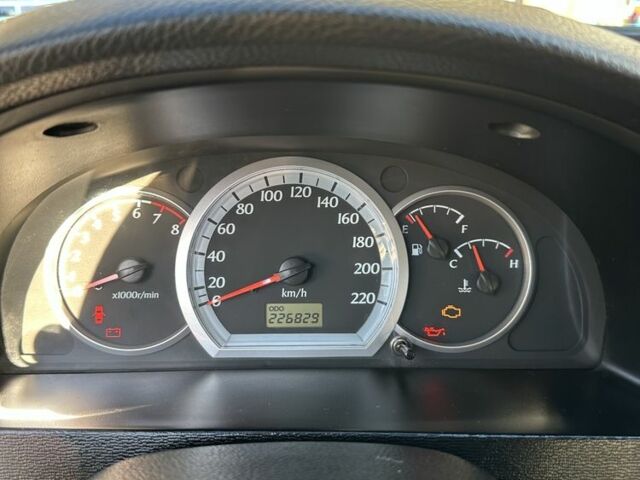 Синий Шевроле Лачетти, объемом двигателя 1.8 л и пробегом 226 тыс. км за 4200 $, фото 7 на Automoto.ua