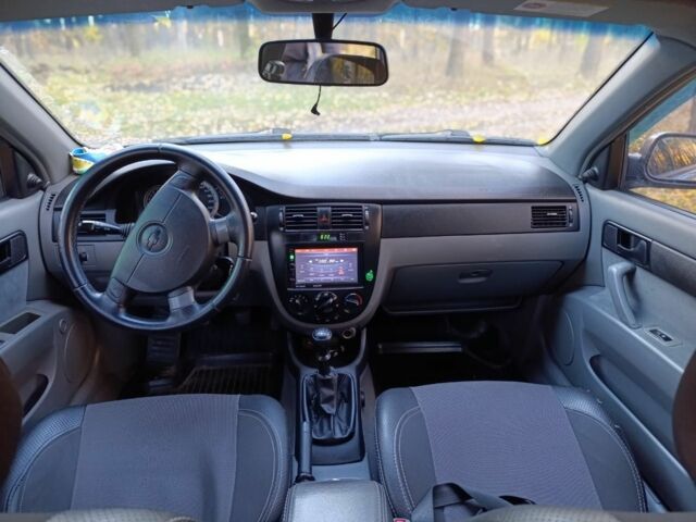 Синій Шевроле Лачетті, об'ємом двигуна 1.6 л та пробігом 214 тис. км за 4200 $, фото 7 на Automoto.ua