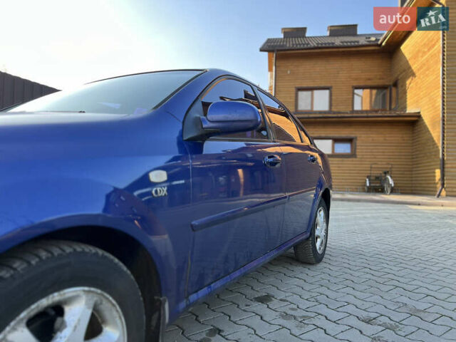 Синій Шевроле Лачетті, об'ємом двигуна 1.8 л та пробігом 330 тис. км за 2999 $, фото 7 на Automoto.ua