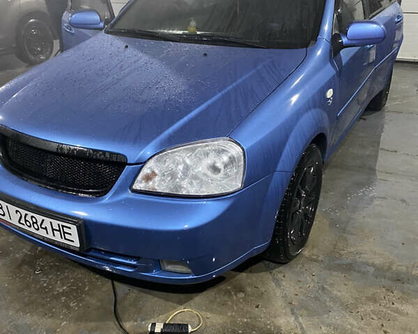 Синий Шевроле Лачетти, объемом двигателя 1.8 л и пробегом 182 тыс. км за 5000 $, фото 2 на Automoto.ua