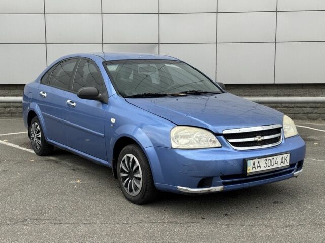 Синий Шевроле Лачетти, объемом двигателя 1.6 л и пробегом 300 тыс. км за 2600 $, фото 1 на Automoto.ua