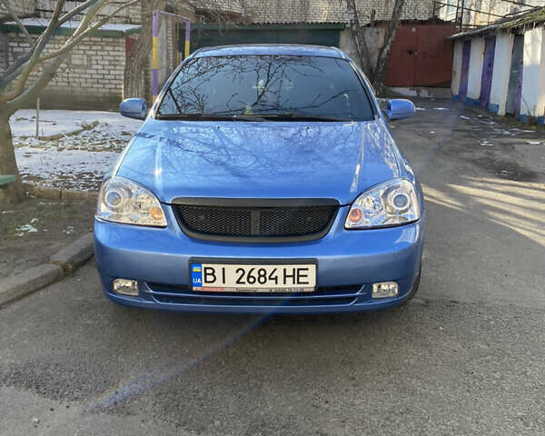 Синий Шевроле Лачетти, объемом двигателя 1.8 л и пробегом 182 тыс. км за 5000 $, фото 1 на Automoto.ua