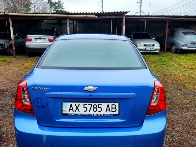 Синий Шевроле Лачетти, объемом двигателя 1.8 л и пробегом 150 тыс. км за 3950 $, фото 2 на Automoto.ua