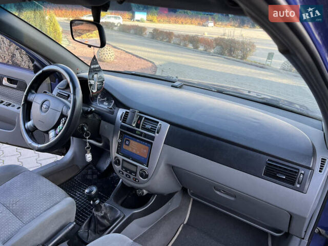 Синій Шевроле Лачетті, об'ємом двигуна 1.8 л та пробігом 330 тис. км за 2999 $, фото 10 на Automoto.ua