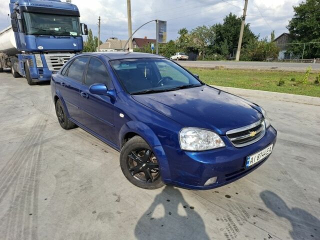Синий Шевроле Лачетти, объемом двигателя 1.8 л и пробегом 275 тыс. км за 3550 $, фото 2 на Automoto.ua
