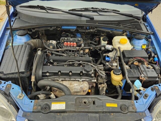 Синій Шевроле Лачетті, об'ємом двигуна 1.6 л та пробігом 230 тис. км за 3350 $, фото 8 на Automoto.ua