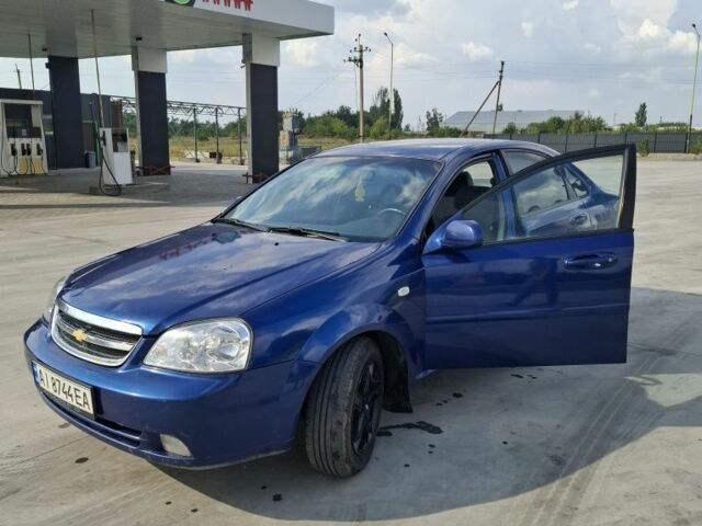 Синий Шевроле Лачетти, объемом двигателя 1.8 л и пробегом 275 тыс. км за 3550 $, фото 10 на Automoto.ua